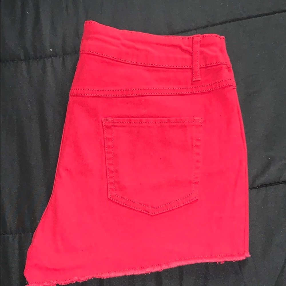 Shorts - Picture 2 of 2